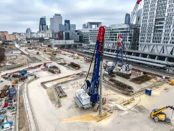 Bis 2027 wird das BAUER BCS 185 power pack an mehreren neuen Stationen der Pariser Linie 15 zum Einsatz kommen, um Schlitzwandarbeiten auszuführen. 